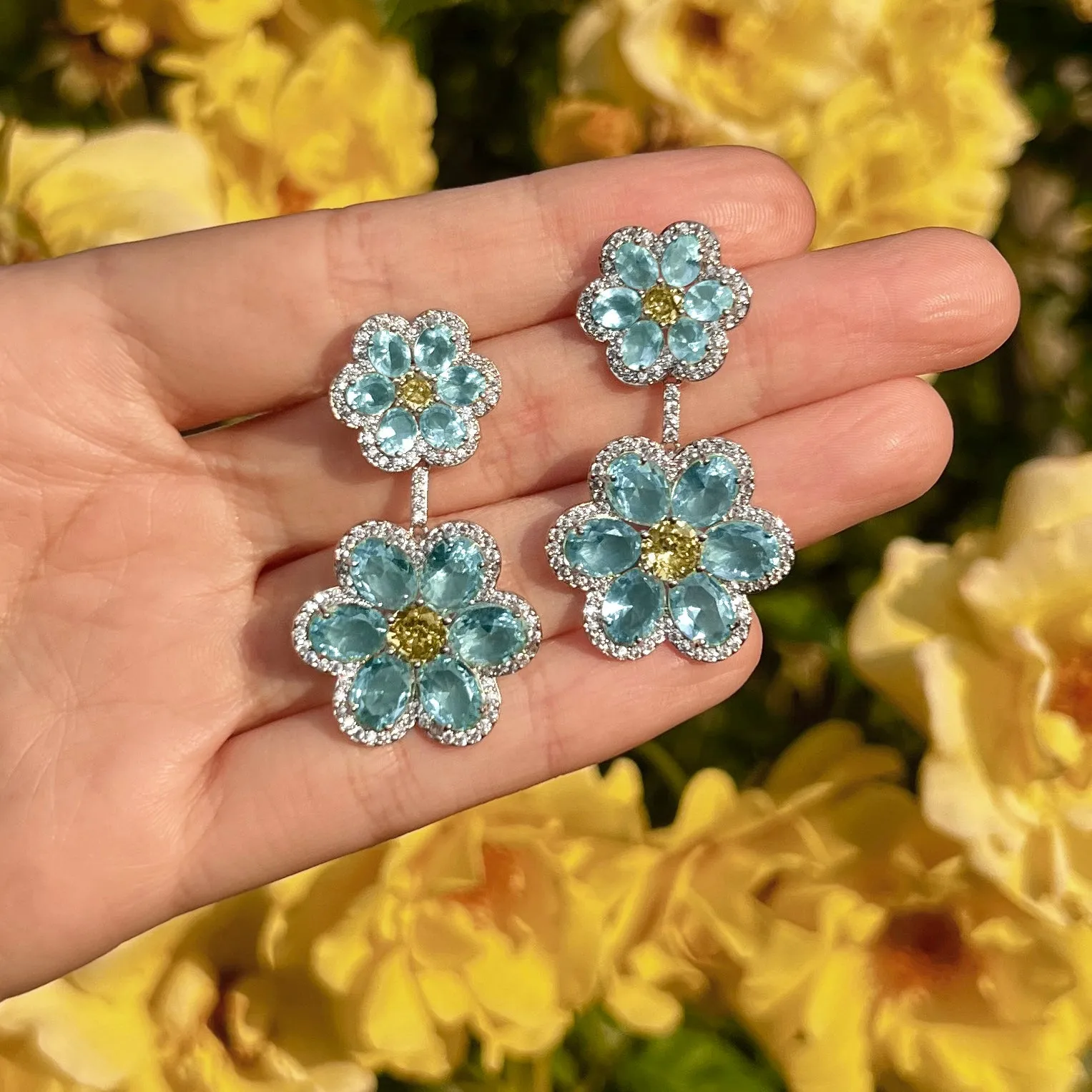 Aretes flores amarillo y azul - chapa de rodio