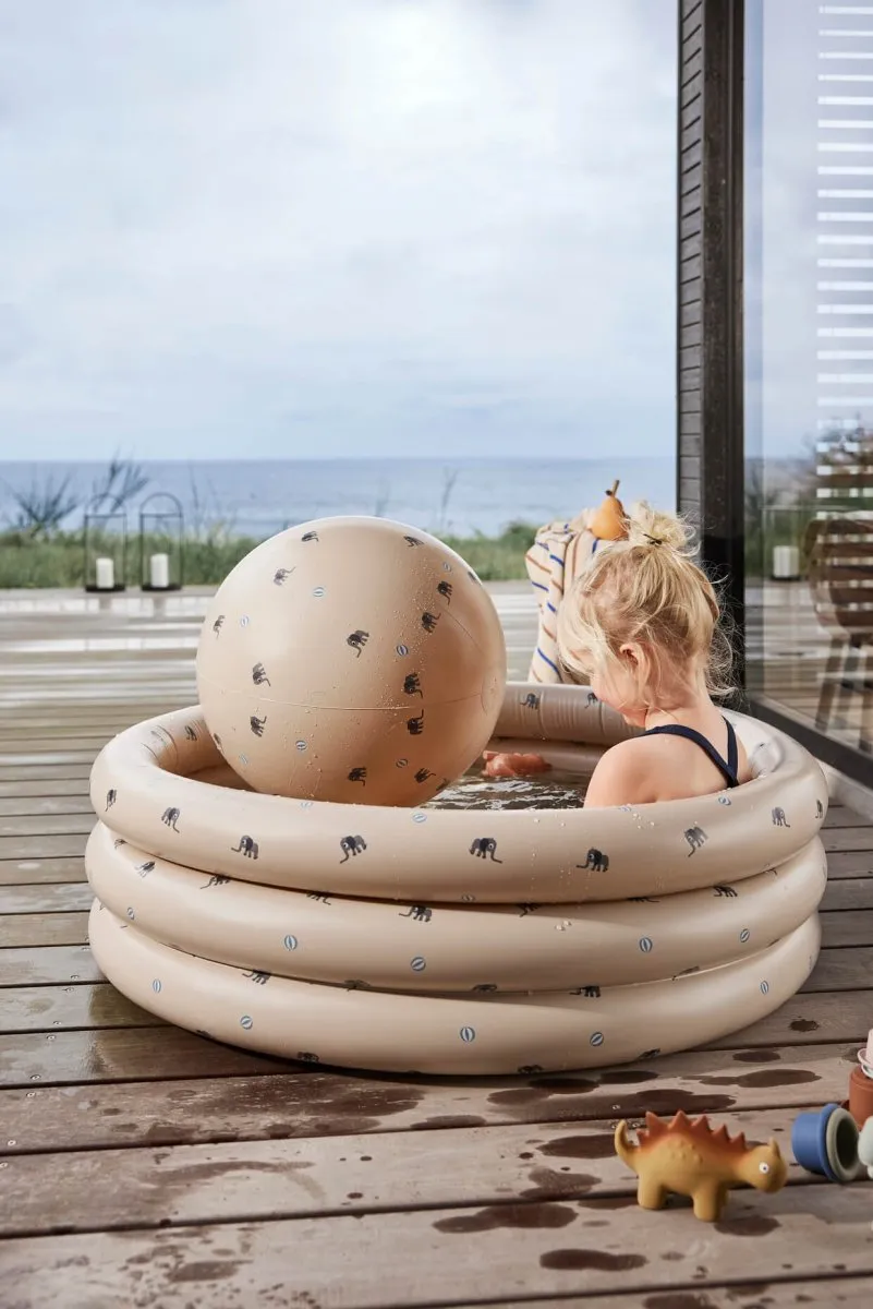 Grande Piscine Éléphant et Ballon de Plage - Terre Battue