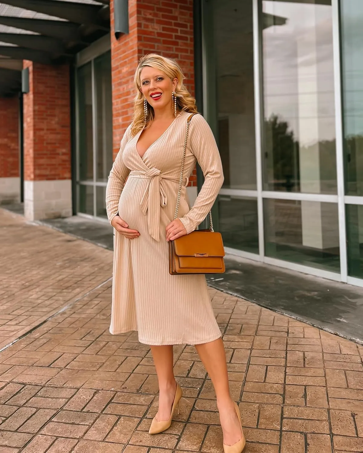 Newshows Womens 2025 Fall Sweater Dress Long Sleeve Business Casual Outfits V Neck Ribbed Knit Belt Trendy with Pockets